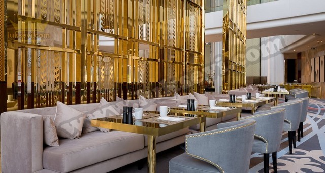 Lüks Sandalye Masa Otel Cafe Restoran Koltukları Sedirler Masa Ve Sandalyeler